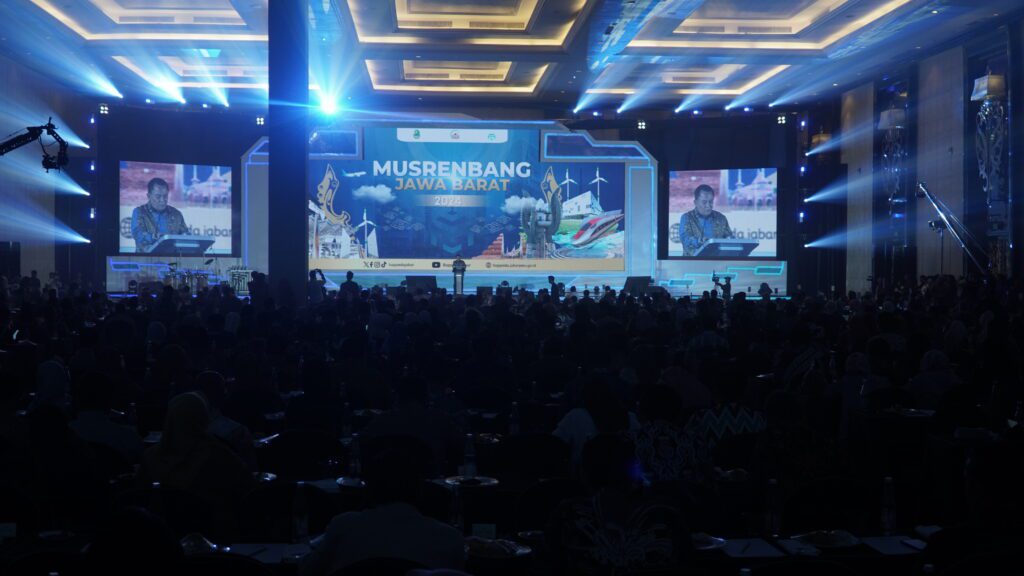 “Event Kreatif & Berkesan”